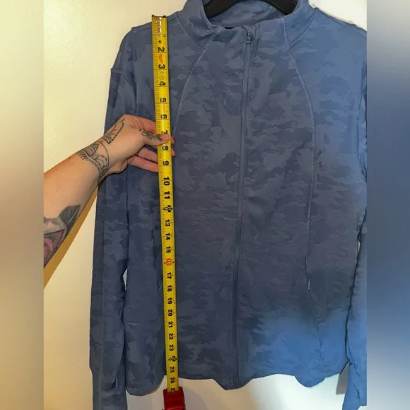 Spyder Women's Embossed Camo Full Zip Active Jacket XL - Picture 12 of 15